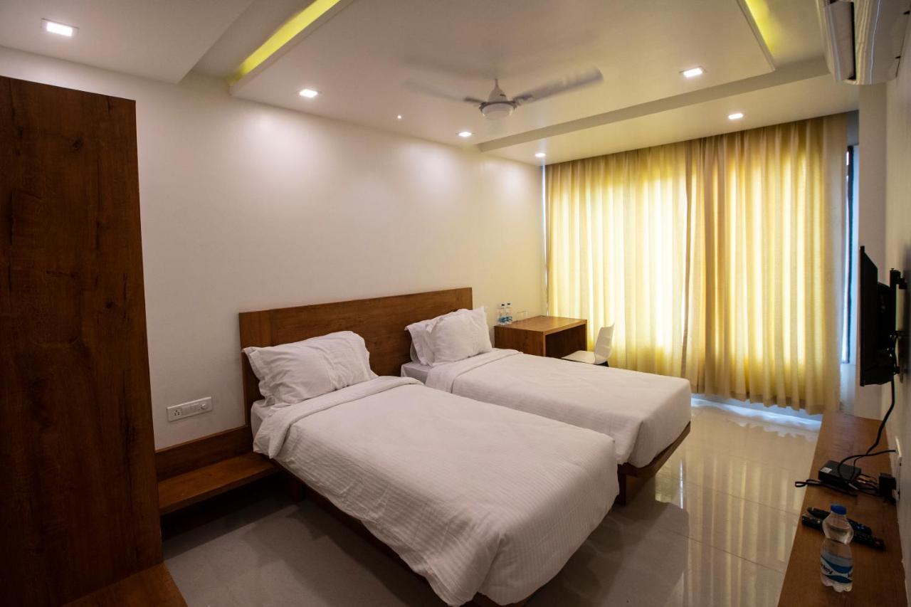 Hotel The Orange Flag Aurangabad  Eksteriør bilde