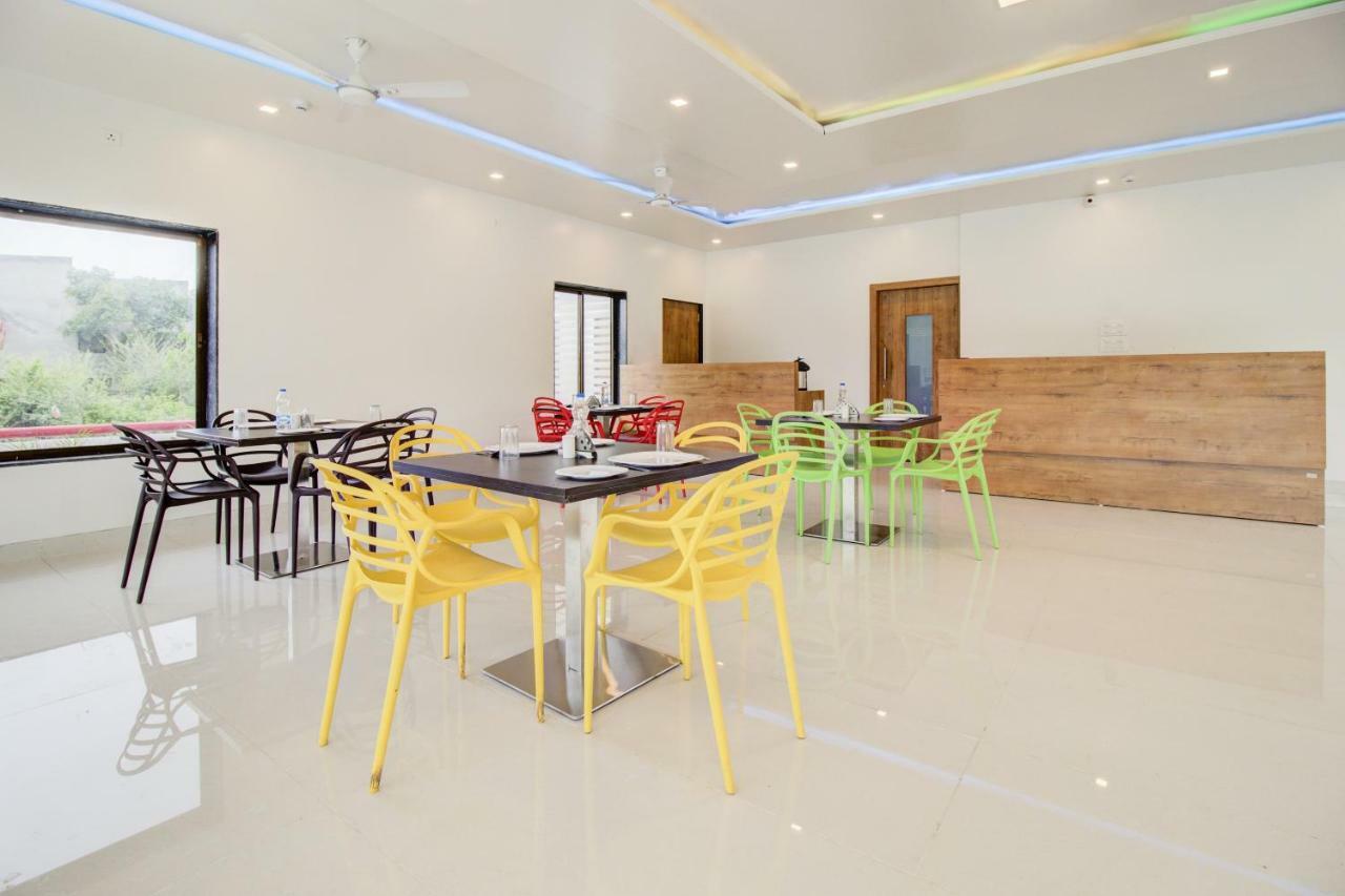 Hotel The Orange Flag Aurangabad  Eksteriør bilde