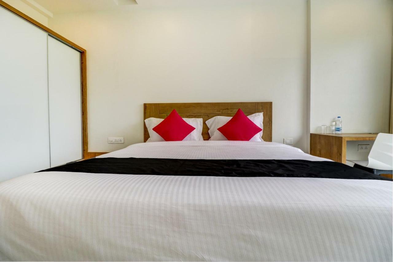 Hotel The Orange Flag Aurangabad  Eksteriør bilde